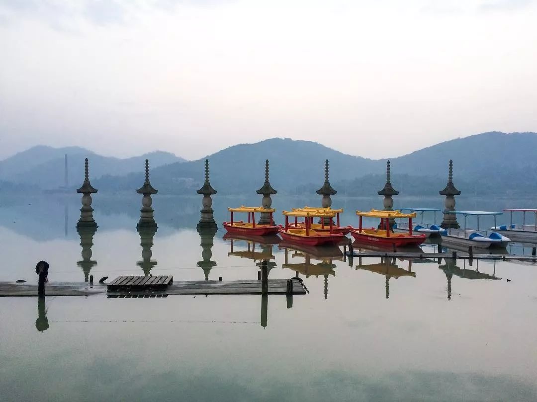 十大好玩的古镇,周庄和乌镇古镇哪个值得去