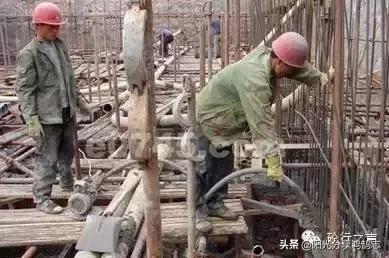 振动混凝土棒使用技巧,混凝土浇筑振动棒怎么使用