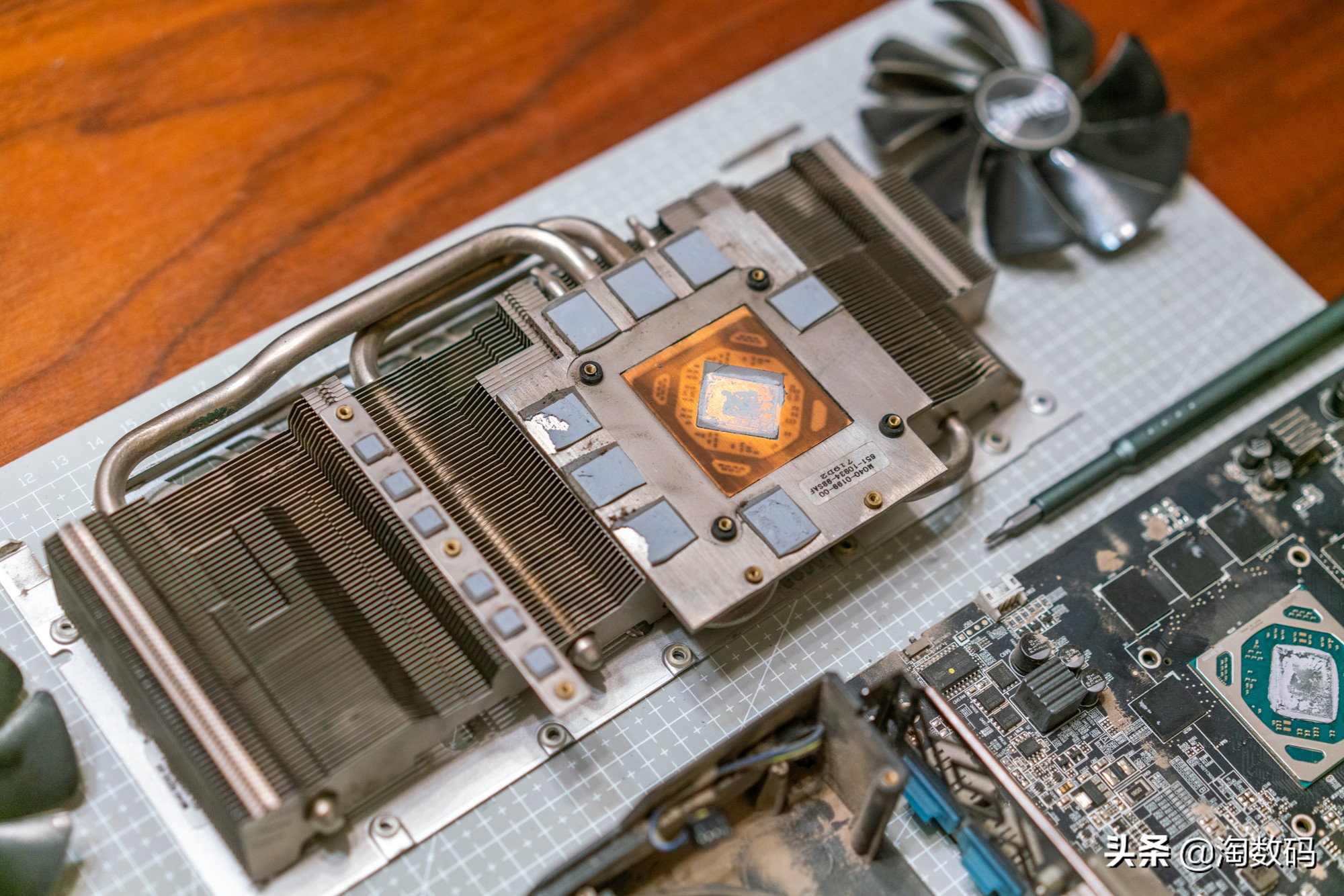 矿圈挚爱：蓝宝石RX5808GB超白金OC限量版，清理翻新测试晒个单