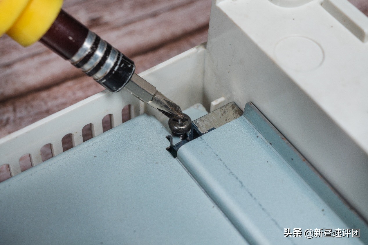 翻新修复DreamCast游戏机：好端端的产品，差点让公司倒闭