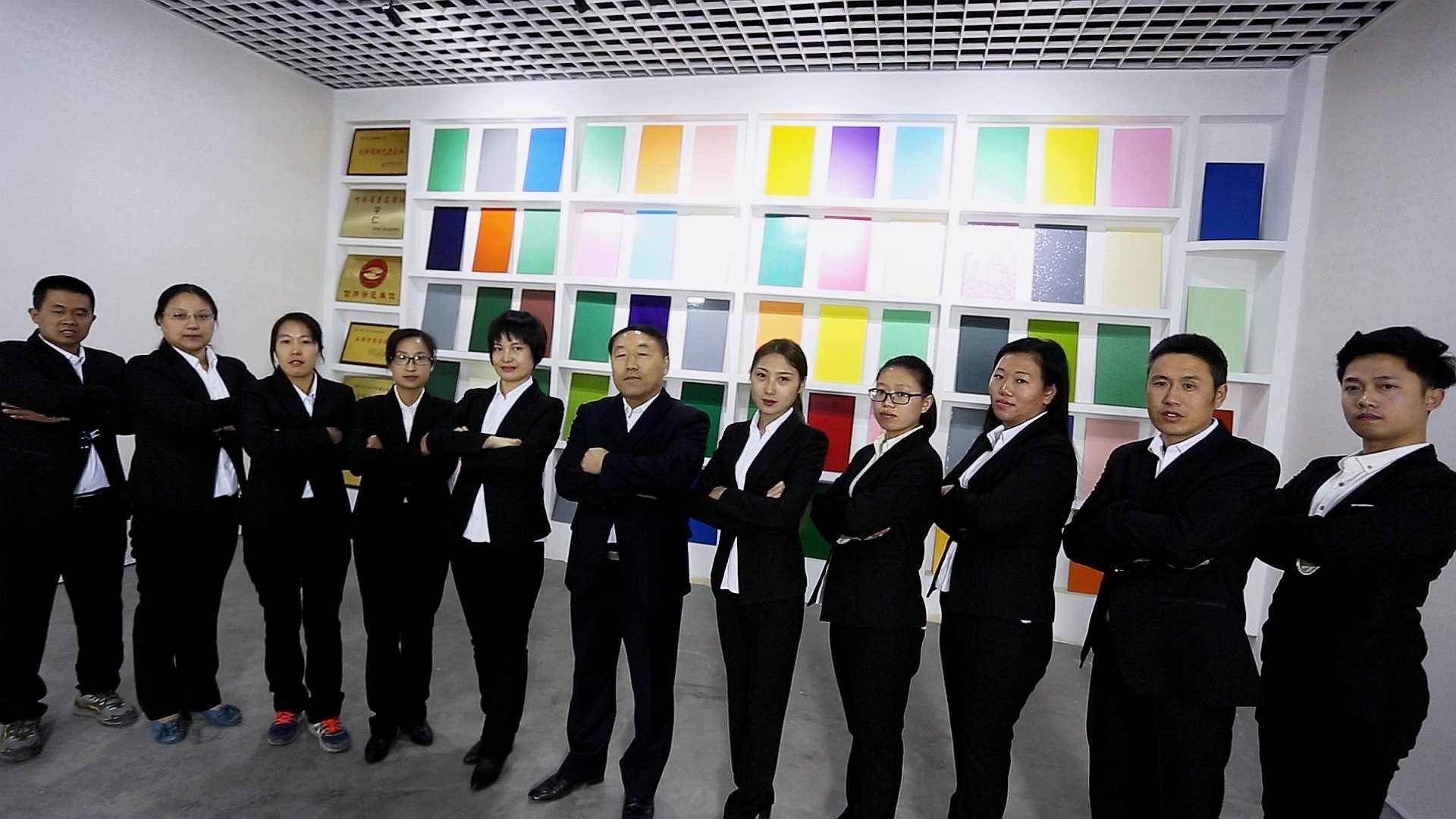 河南宇仁地坪漆厂家怎么样？装修时如何购买适合自己的地坪材料？