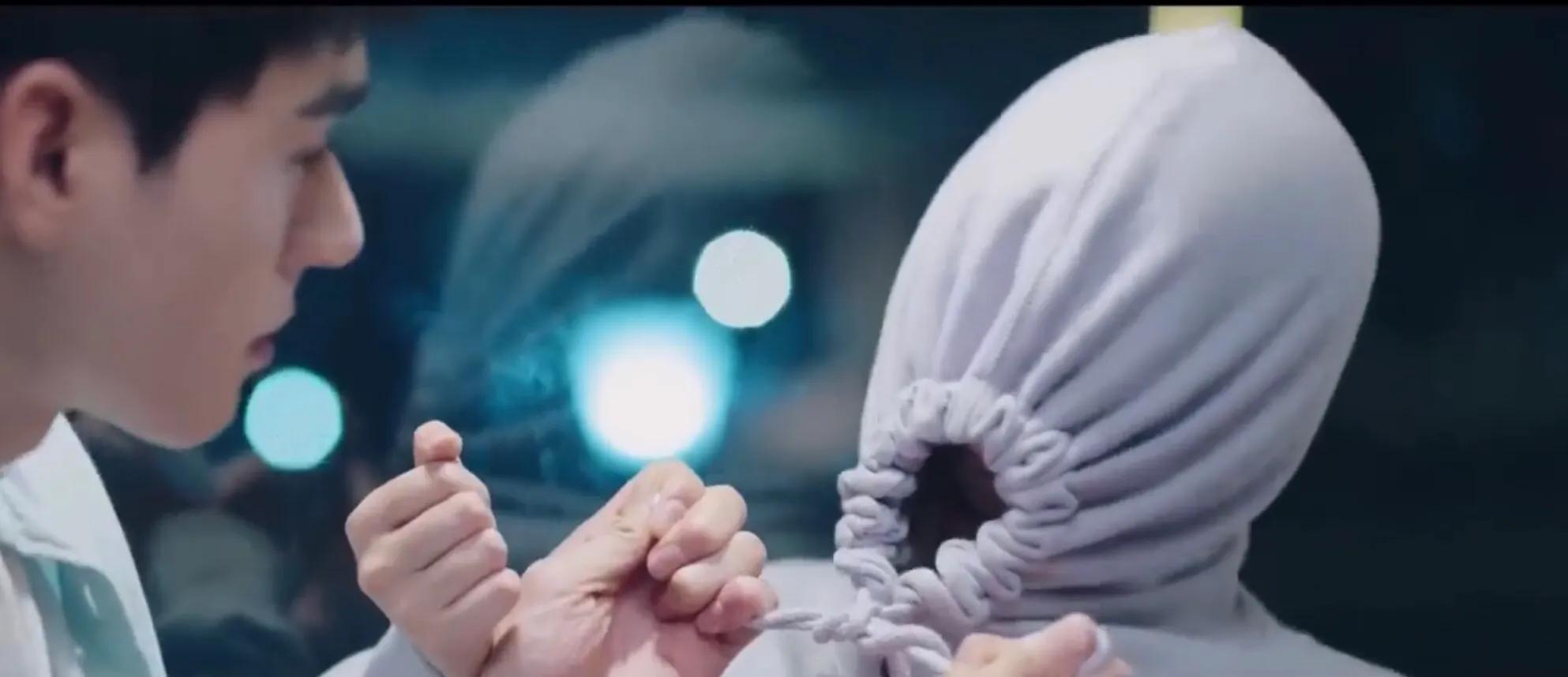 卫衣帽子绳怎么编好看,卫衣帽子绳太长了怎么办