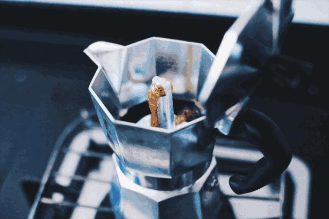 用摩卡壶煮咖啡煮多长时间适合,摩卡壶煮咖啡用什么水最好