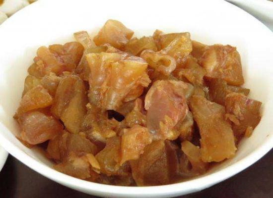 学习制作脆皮鸡,教你做啤酒焖鸡肉