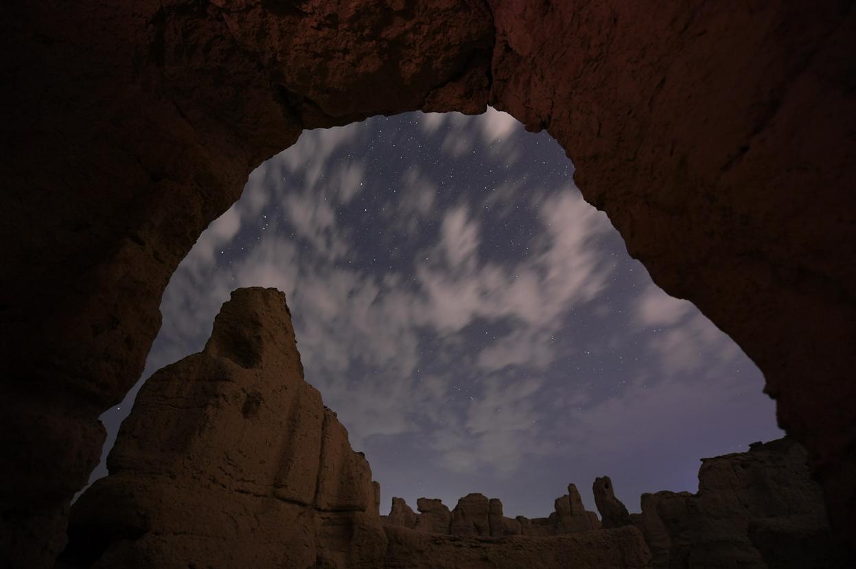 摄影构图方面的问题及解决方法,怎样点评摄影作品的构图