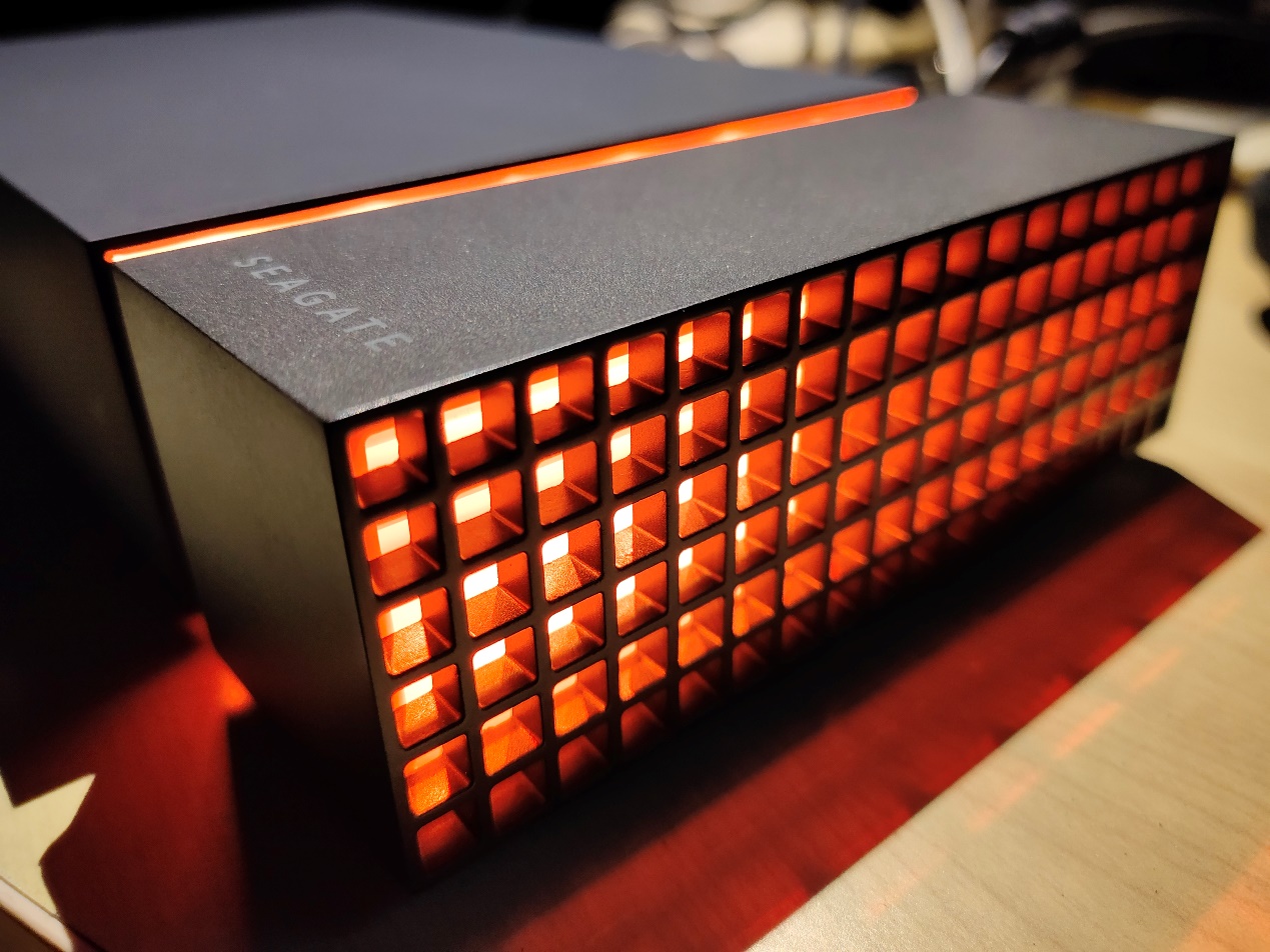 4TB容量+40Gb/s速度希捷游戏基地解忧愁