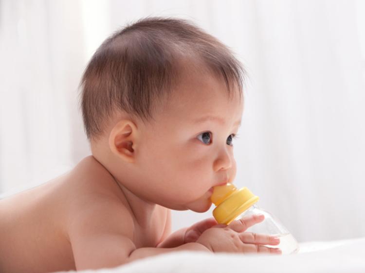 坐月子怎么样保证乳汁更充足,产后增加奶水的最佳方法