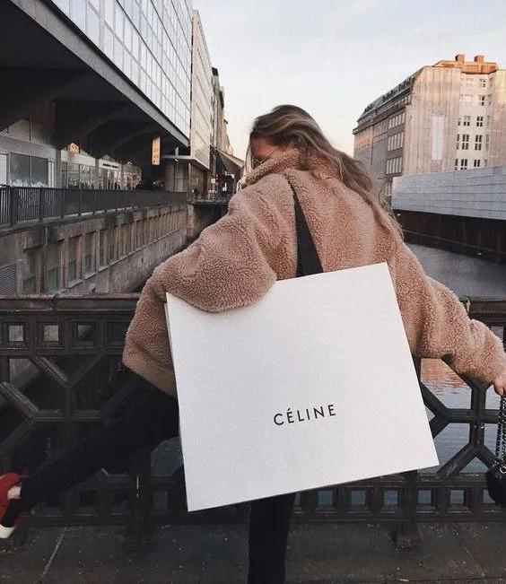 闲鱼上25块钱的东西,闲鱼50元买二手手机