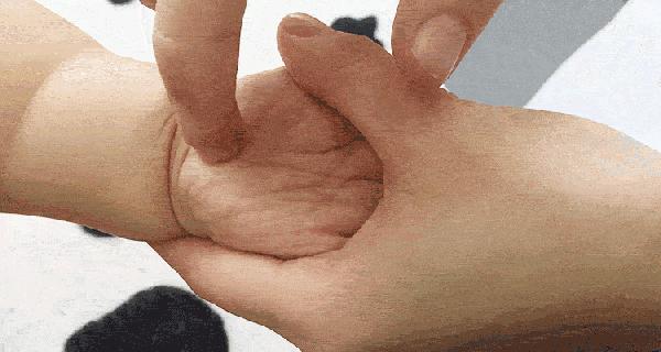 小儿推拿21种手法,轻松搞定几种常见病,动图来了,收藏好了