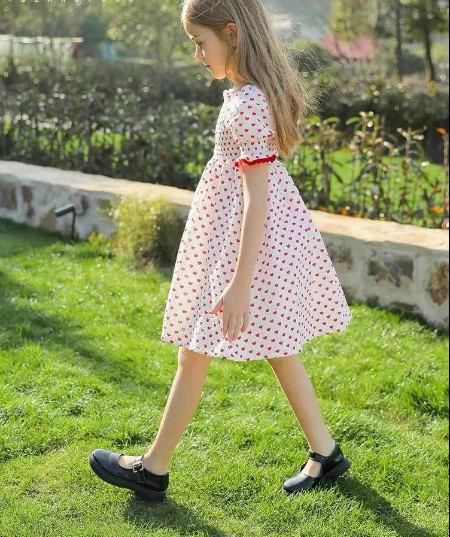 童装配色灰色,今年童装颜色流行