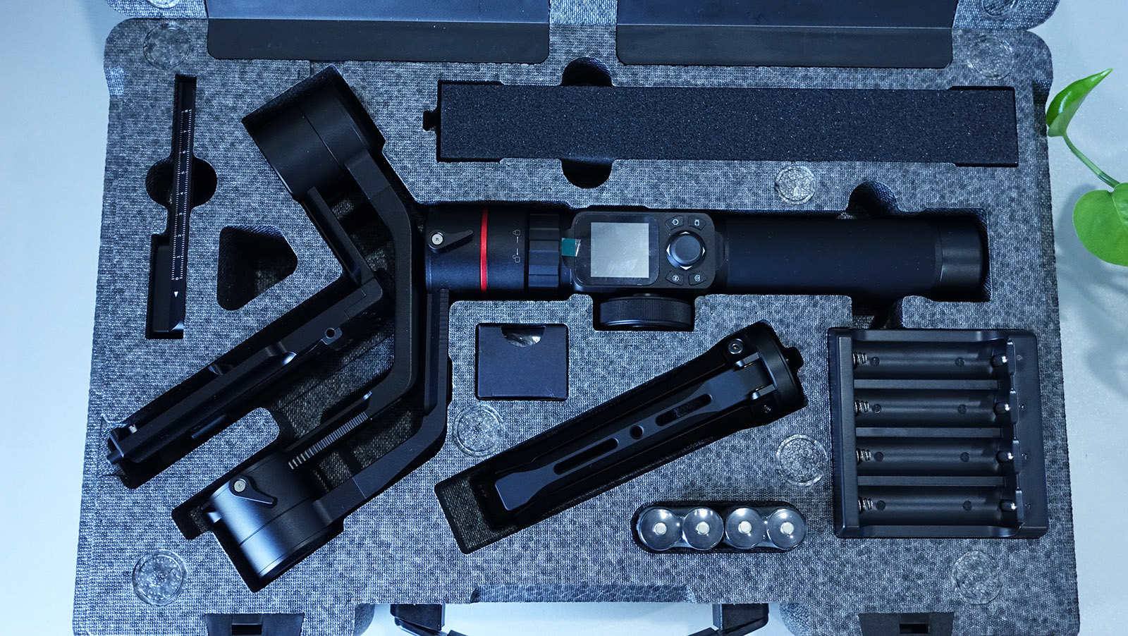 飞宇稳定器干活测评,飞宇稳定器vlogpocket评测视频