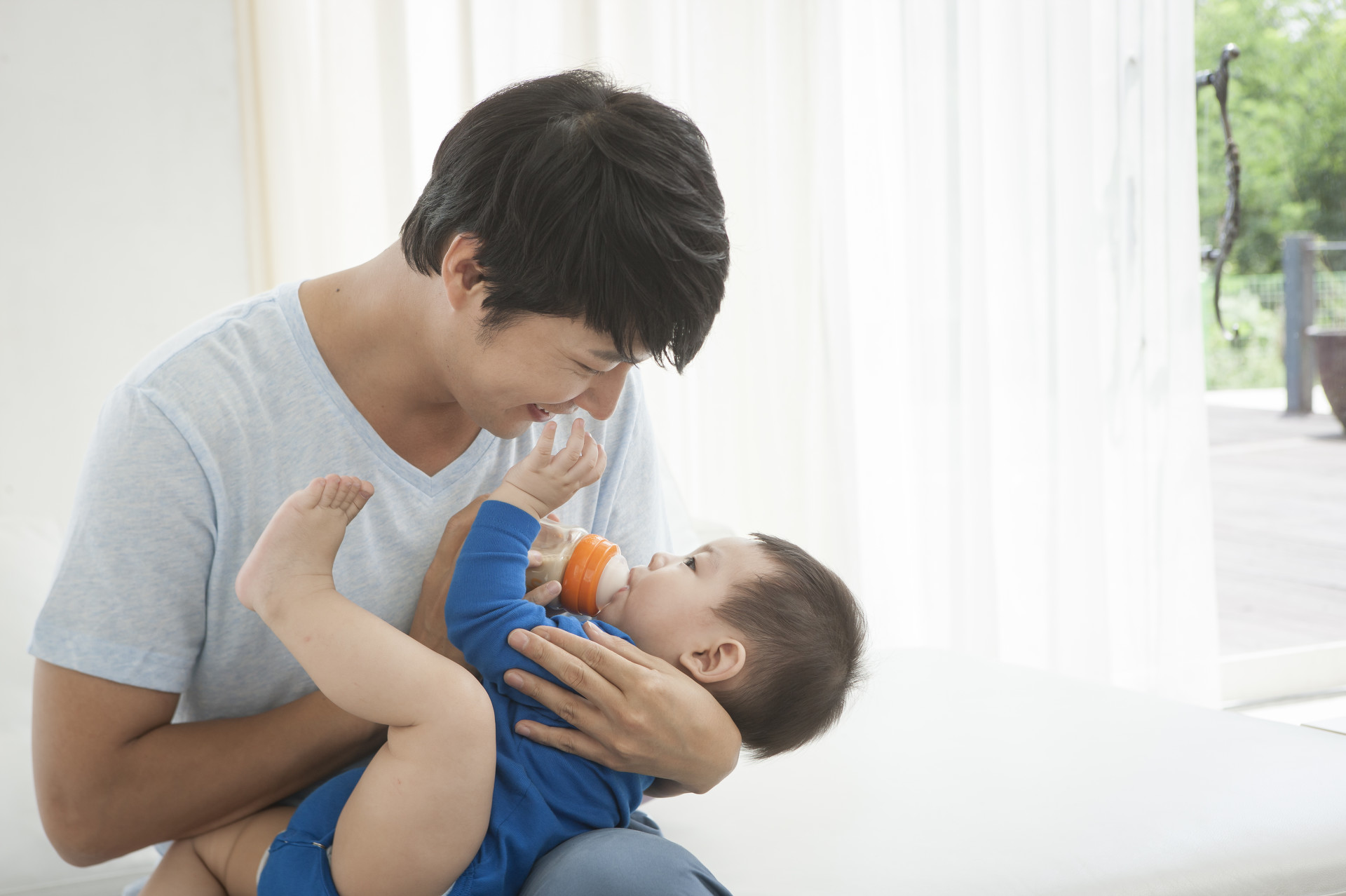 10个月宝宝半夜哭的撕心裂肺,10个月宝宝凌晨老是哭醒