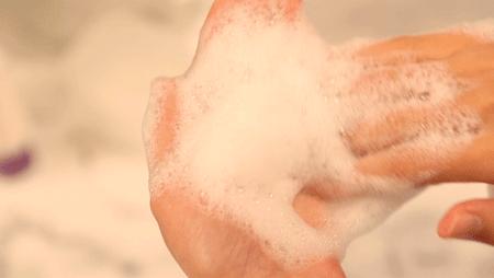 头皮干燥头屑多用什么护发,冬季头皮干燥头屑多怎么办