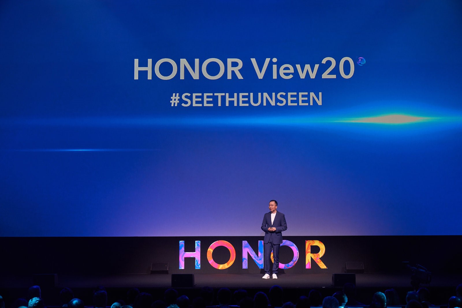 荣耀v20巴黎全球发布会完整版,荣耀v20发布价格