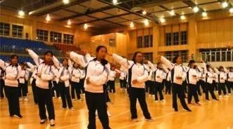 昆三中经开区学校升学率,昆明经开区昆三中校区