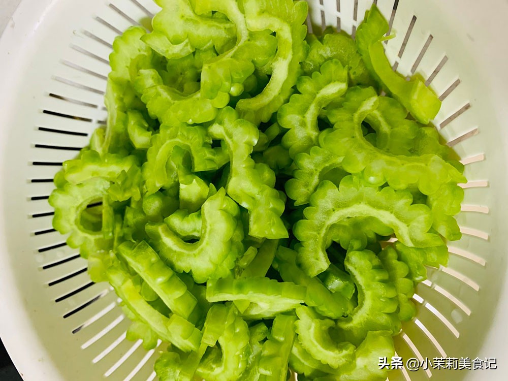 买苦瓜怎样挑选,买苦瓜要注意什么