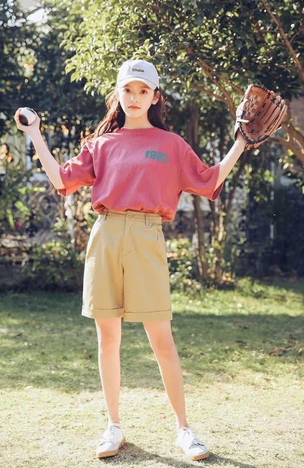 章若楠被男明星夸可爱,被章若楠穿搭圈粉