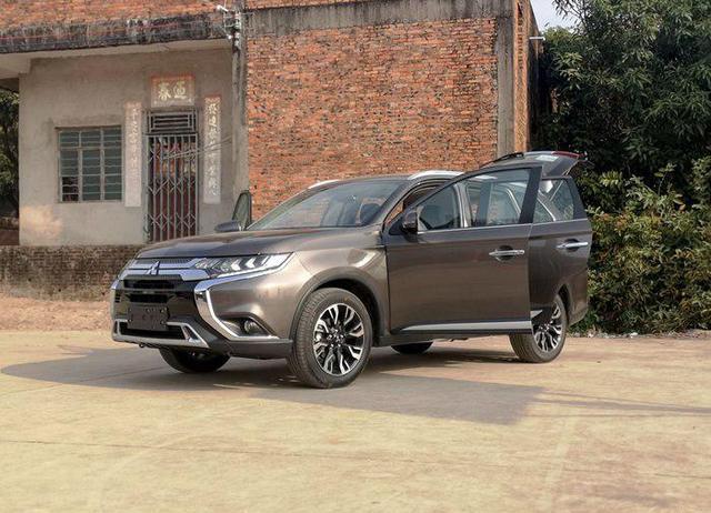 上班6年，提了三菱欧蓝德上班通勤，用车6个月，车主说了大实话