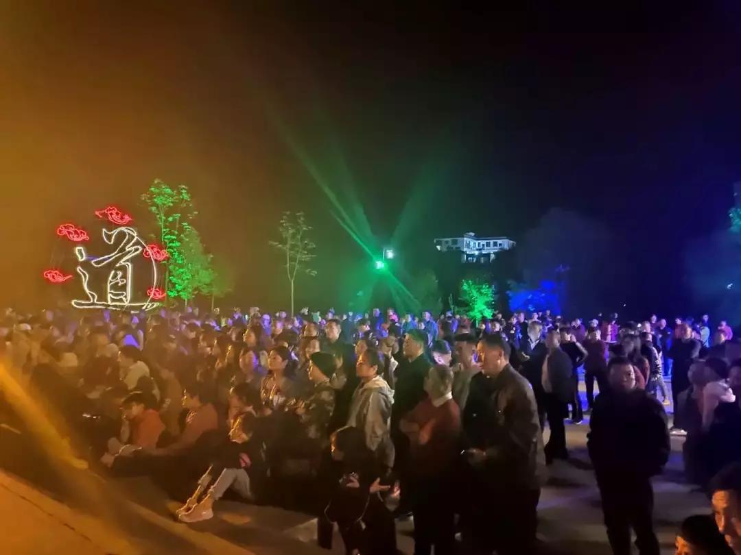 五一八泉峡景区接待量,西峡旅游迎来客流新高峰