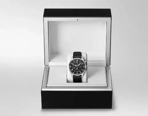 万国手表和真力时手表哪个好,万国欧米茄和真力时