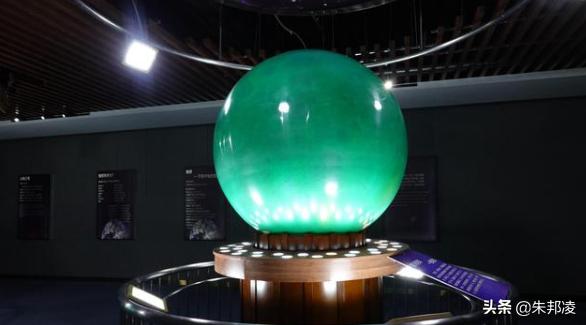 世界最大夜明珠价值26亿,世界最大夜明珠800万元起拍