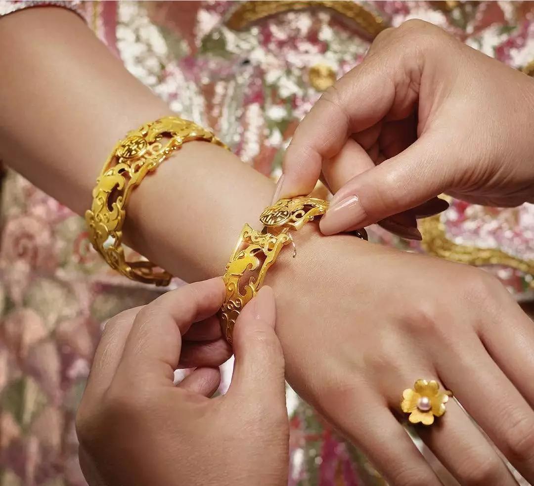 结婚三金到底怎么买划算,婚后三金怎么保养