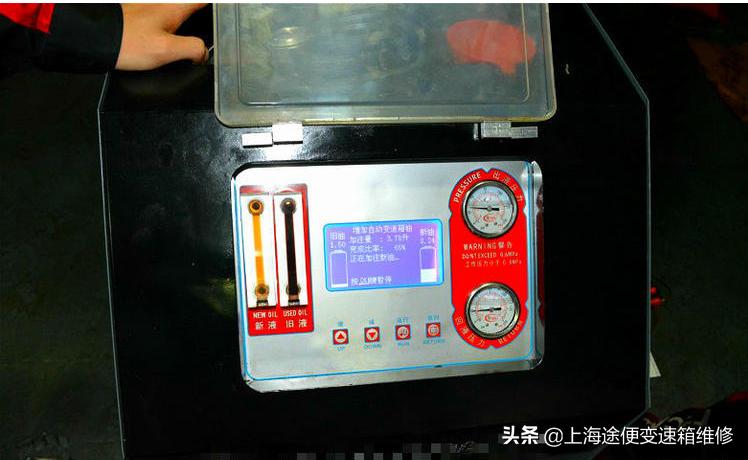 标致206怎么更换燃油泵,标致206冷冻油更换