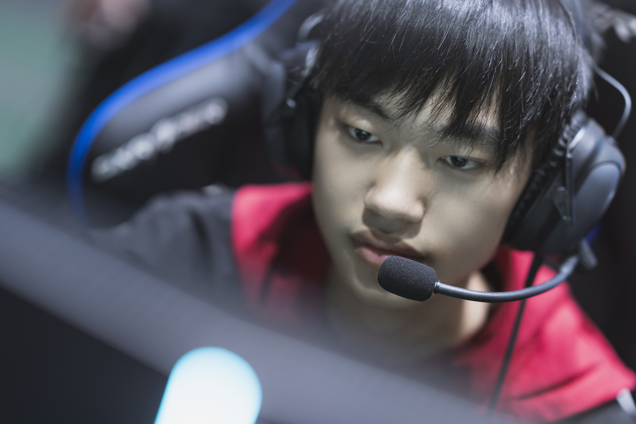 左手哥knight,knight9黄金左手采访