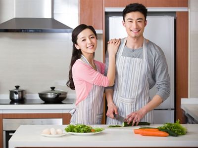 如果你的老婆被这样对待你能忍吗,如果你的老婆对你很不好