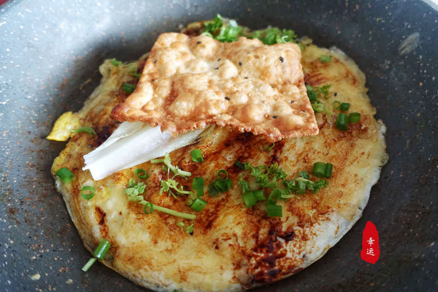 纯手工煎饼又薄又脆好吃,家庭版薄脆煎饼