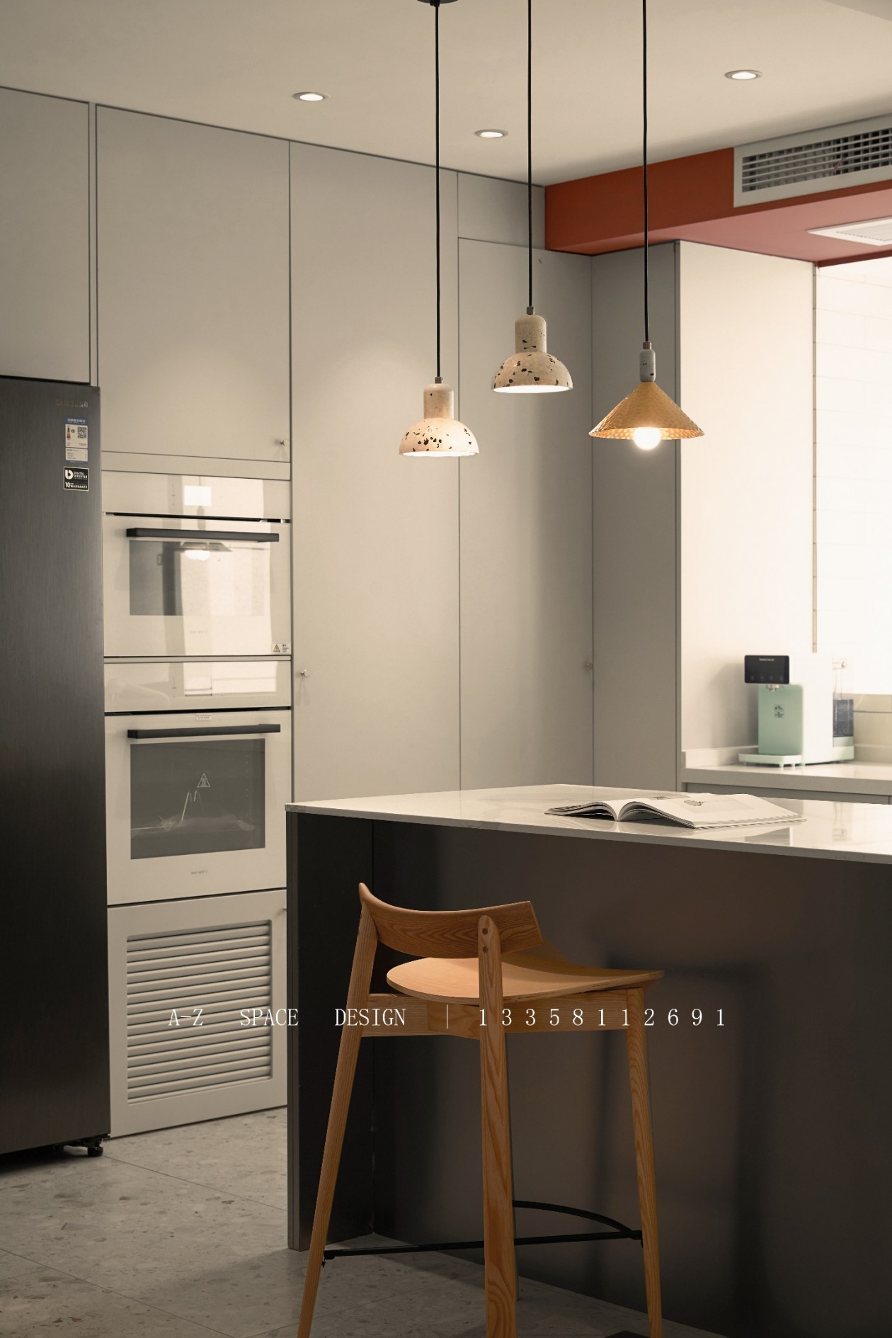 “拼一脸的缤纷染一屋的色块做最精彩的自己”原木家具最百搭