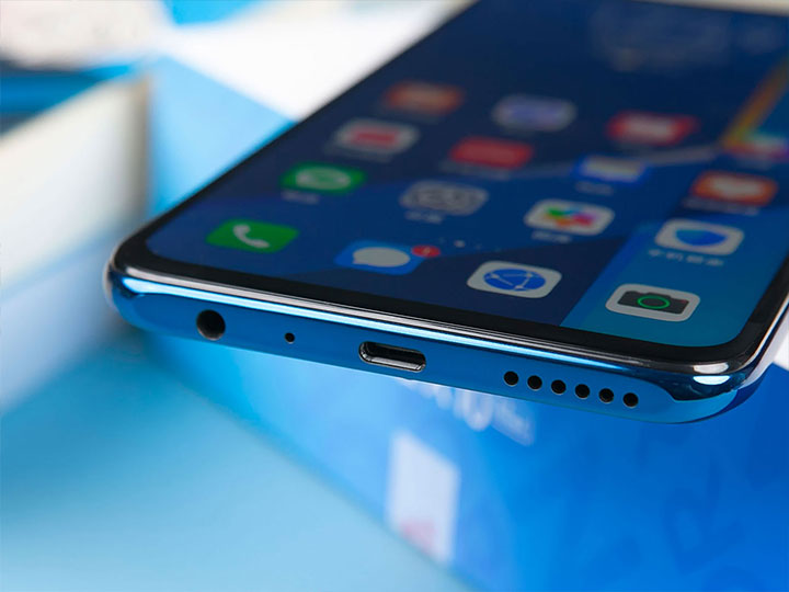 荣耀x10max和华为mate20x5g,5g大屏超能出击荣耀x10max图赏