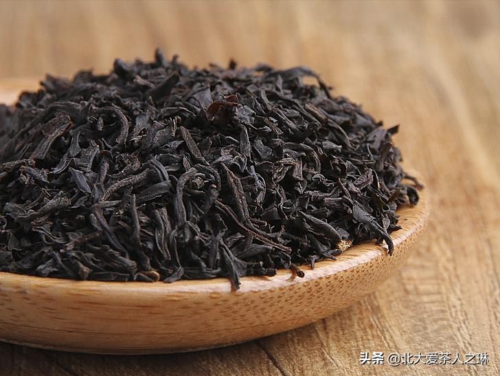 一杯好的红茶温暖了整个秋天,秋天喝红茶的好处和坏处