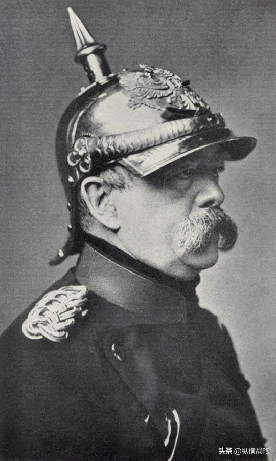 德国钢盔和苏联钢盔有什么区别,德式钢盔德国好用吗