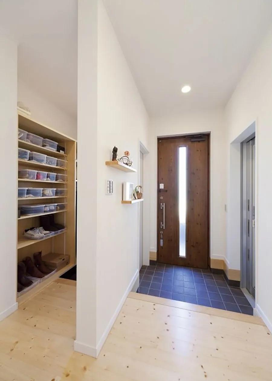 玄关收纳鞋帽间正流行!单车、婴儿车都能放,太好用