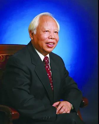 光荣在党50年采访老党员,光荣在党50年采访