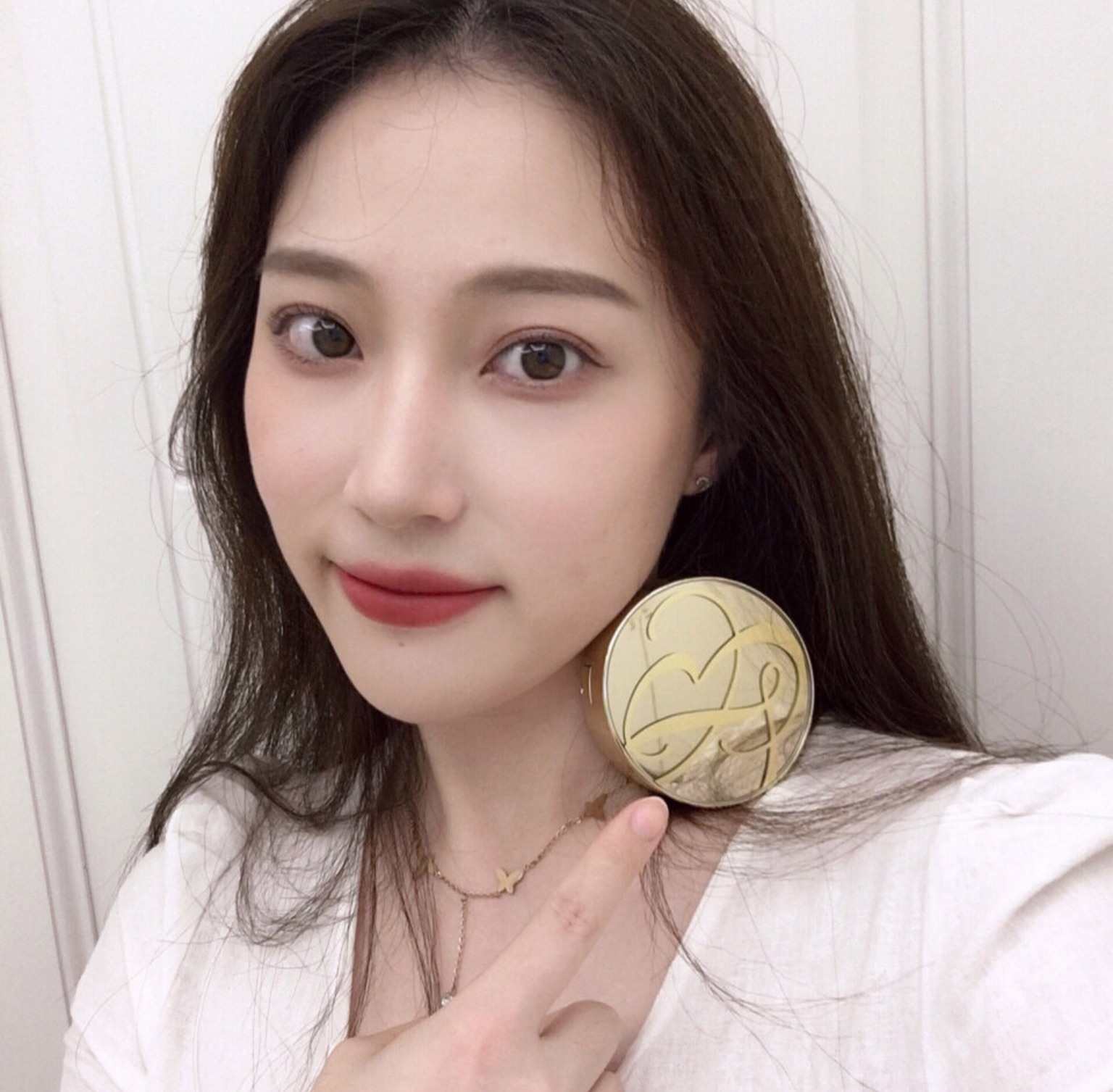 被大家公认的气垫大牌,迪奥阿玛尼圣罗兰气垫推荐哪个