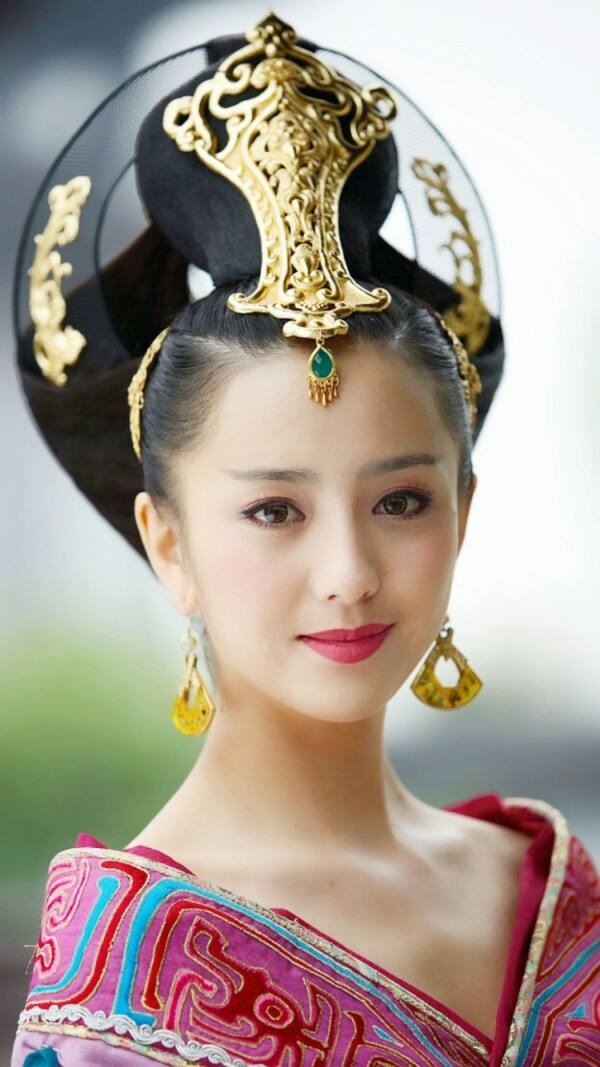 身轻如燕是指赵飞燕吗,赵飞燕为什么是红颜祸水