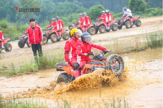 户外运动沙滩车,户外四驱沙滩车游玩