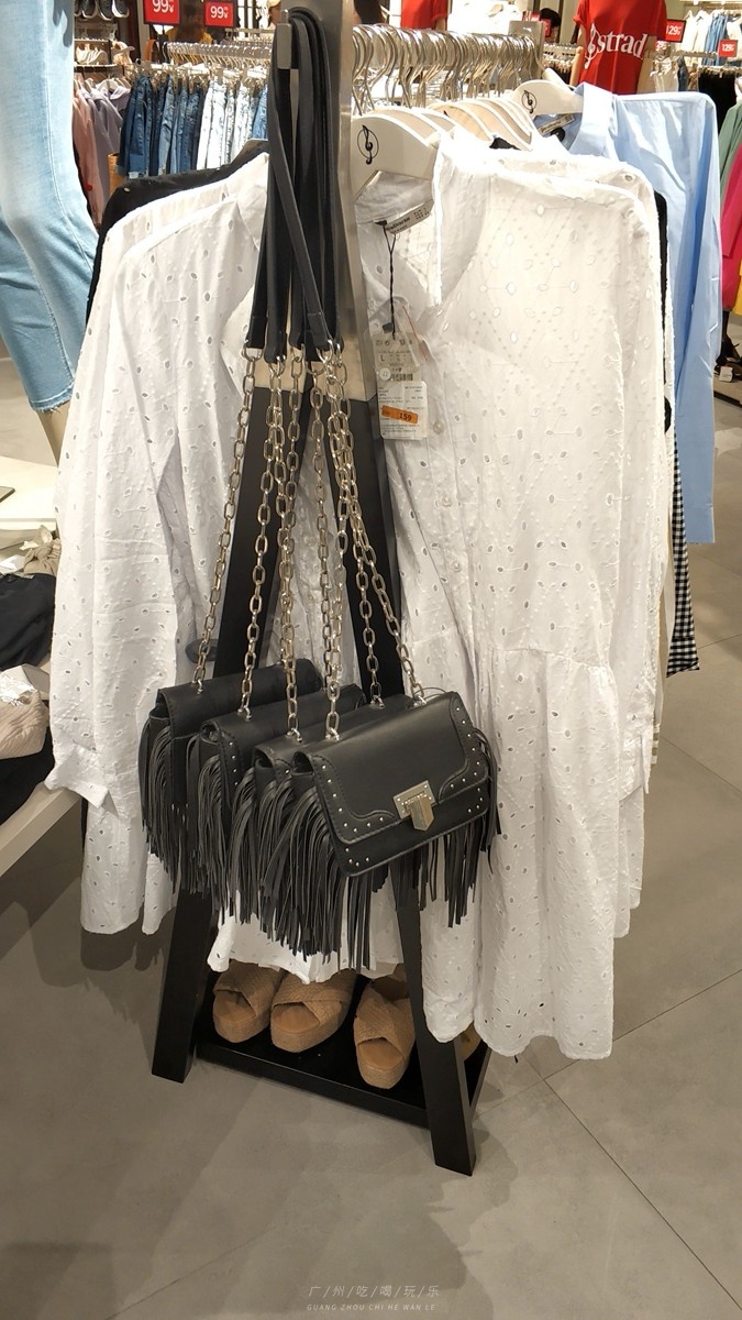 鏃ユ湰鎵撴姌鐨刼mg鎵嬭〃,omg璐墿浼樻儬