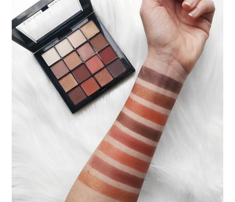 秋冬眼影2022百搭款,秋冬款眼影推荐