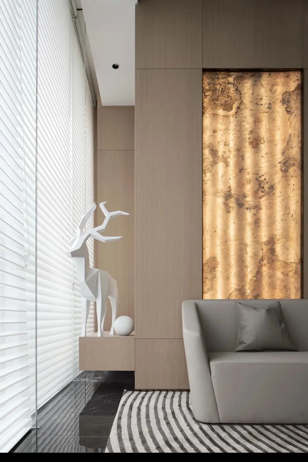 中梁·湖光学府麋鹿·森林书吧