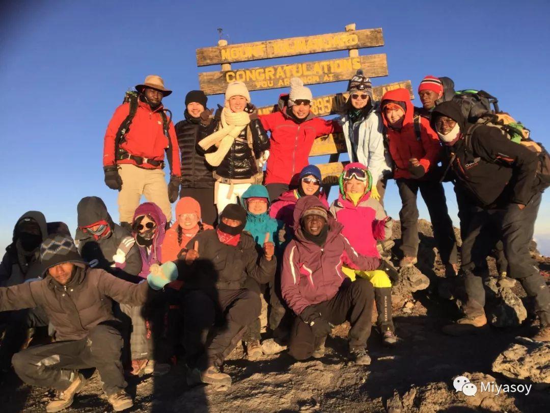 乞力马扎罗雪山冰川,住在珠穆朗玛峰山脚是什么感觉