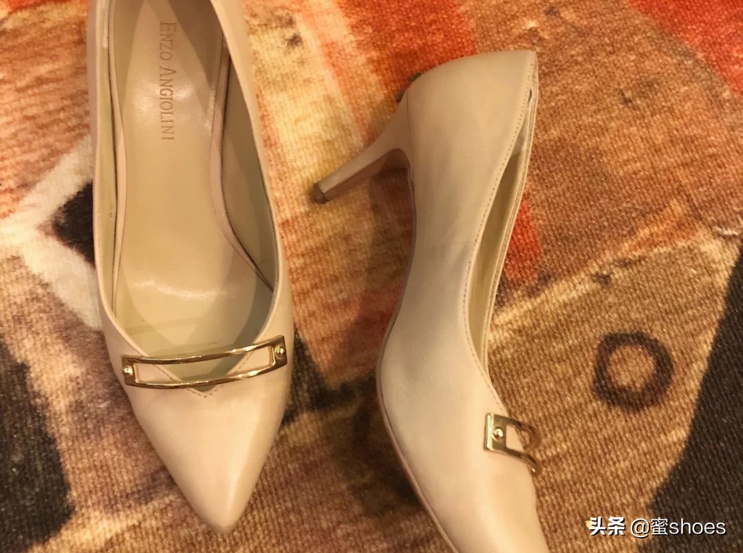 最好穿不磨脚的高跟鞋排行榜,平价高跟鞋矮跟