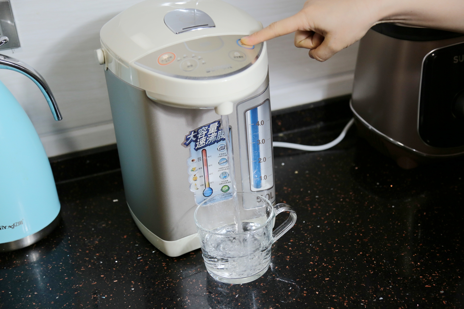 厨房热水苏泊尔,苏泊尔储水热水器的使用方法