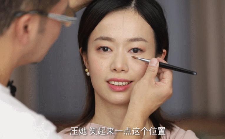 学会这些等于整容+修图！泪沟、眼袋、双下巴的超简单自救方案
