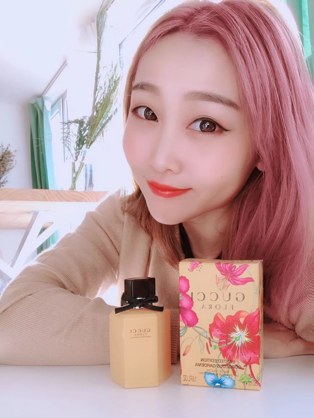 朋友圈精致生活却一地鸡毛,精致朋友圈背后的真实故事