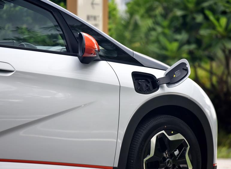 比亚迪元和欧拉好猫哪个值得买,比亚迪海豚和欧拉好猫性价比