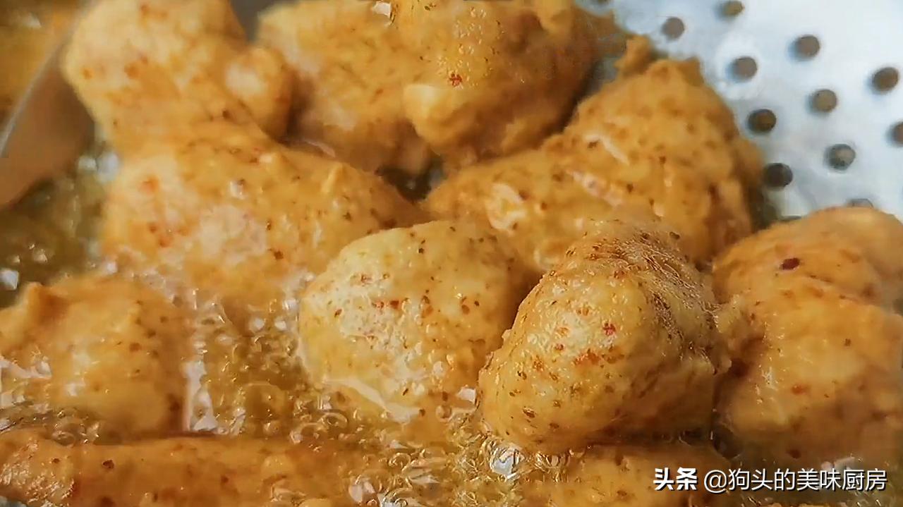 炸鸡块不裹面粉最简单的做法,过年炸鸡块用淀粉还是面粉好吃