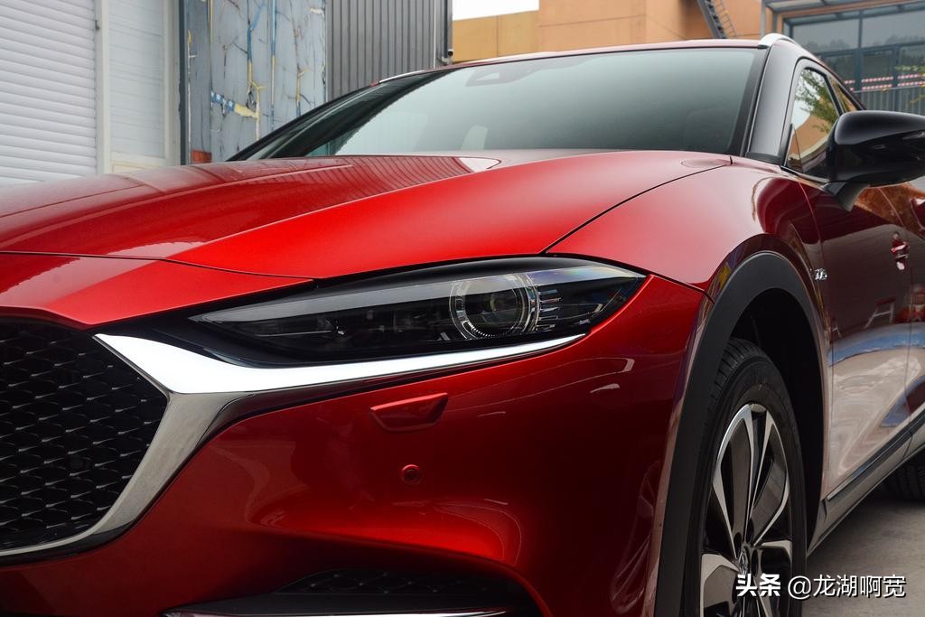 东瀛宝马！最美魂动红马自达CX4是最值得购买的平民买菜车吗
